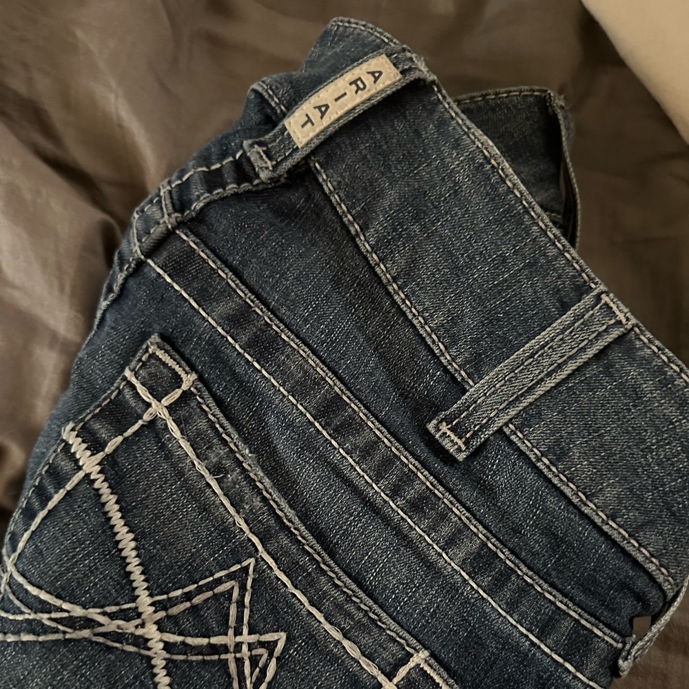 Ariat Jeans - Picture 2 of 3